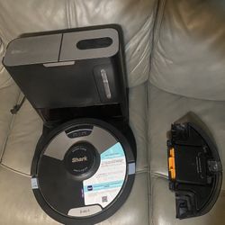 Shark Vacuum And Shampoo 2 in 1