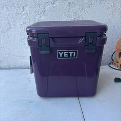 YETI Roadie 15 Hard Cooler