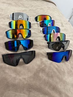 glasses 10 x 50$ NEW