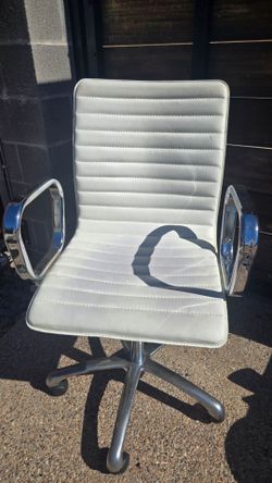 Solid chair 70's style