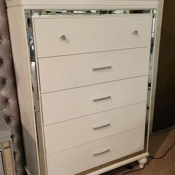 White Chest
