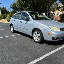 2006 Ford Focus Hatchback 