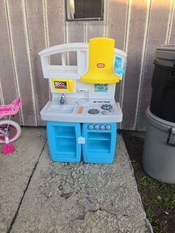 Littletik Play Kitchen