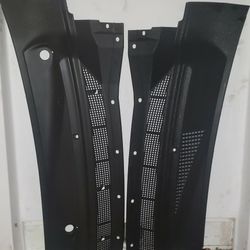 Titan / Armada Windshield Wiper Cover Crowl