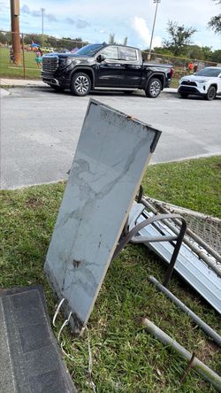 free 8 tiles 24 x 48