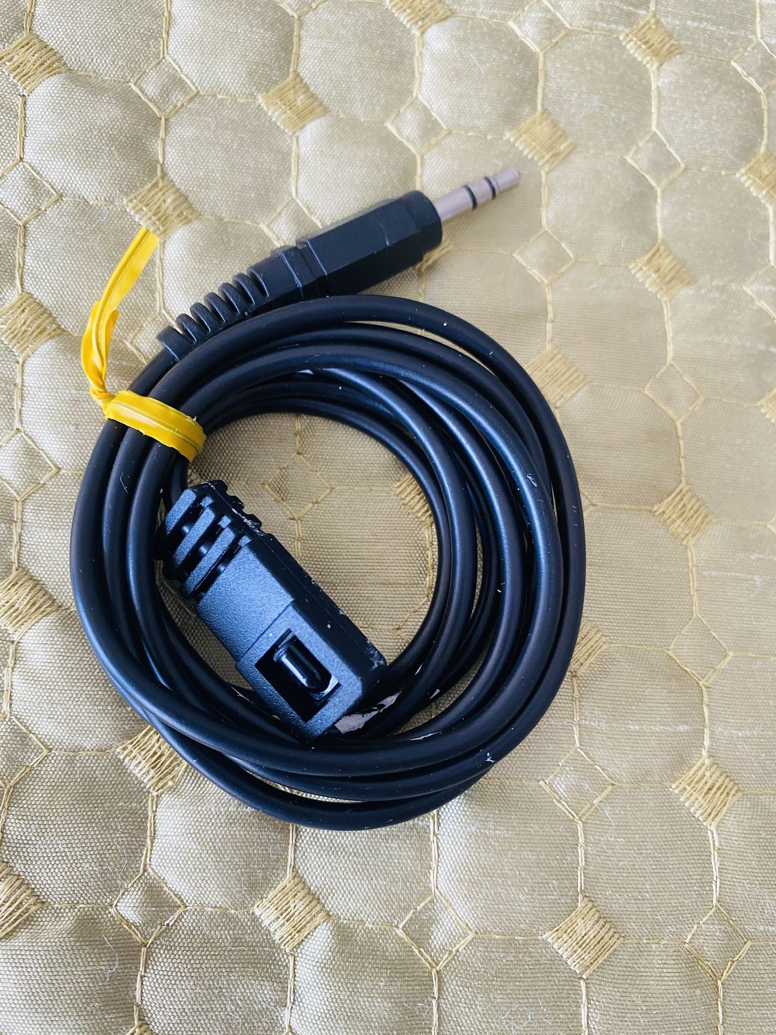 High quality infra red extension cable. Good for digital HD DVR. Brand new.