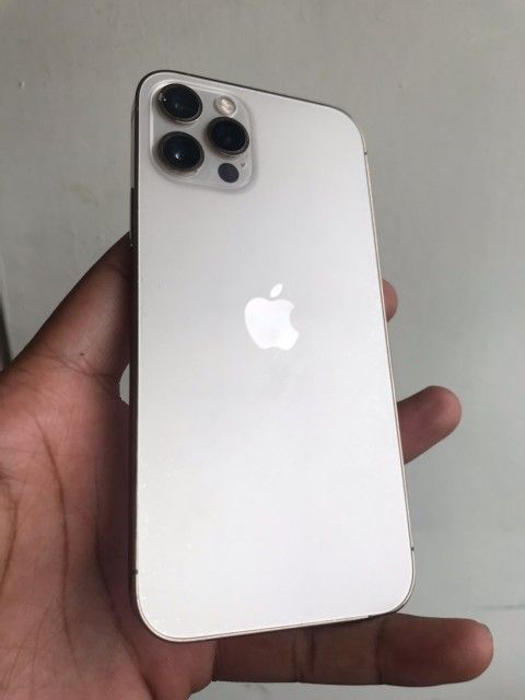 iPhone 12 Pro UNLOCKED