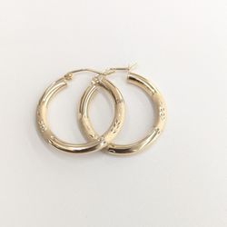 14kt Real Gold Hoop Earring 