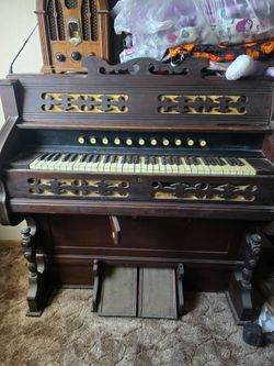 Antique Victorian Pump Organ