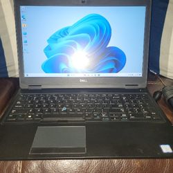 Dell Latitude 5590 Laptop