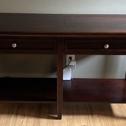 4 Piece Living Room Table Set. All Wood. 