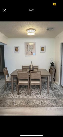 Dining room table