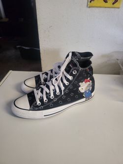 Unisex Hello Kitty Converse Shoes $20 Size 8 Men's, 10 Women's