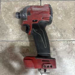Milwaukee 18v Impact Drill