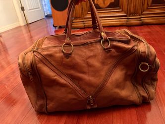 Leather Tote Bag (20”W x 10”H)