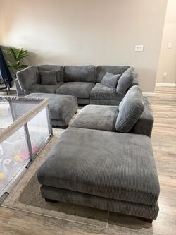 Sectional couch