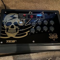 Madcatz TES+ Fight Stick Arcade Stick