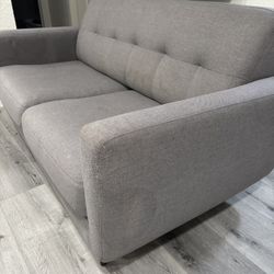 Living Spaces Love Seat Couch Sofa 