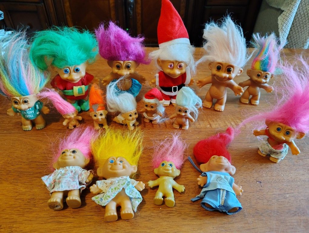 Bundle Of Vintage Troll Dolls Russ