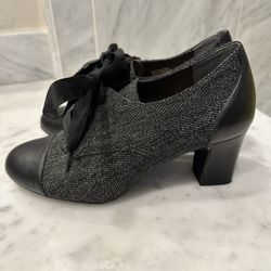 Women’s Size 7.5 Heels 