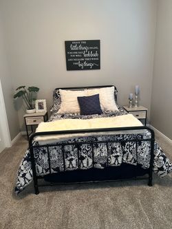 Full size mattress/frame/side tables