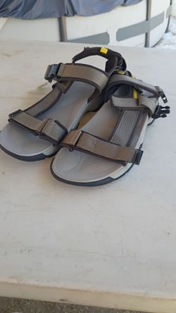 Men's Sandals Size 12