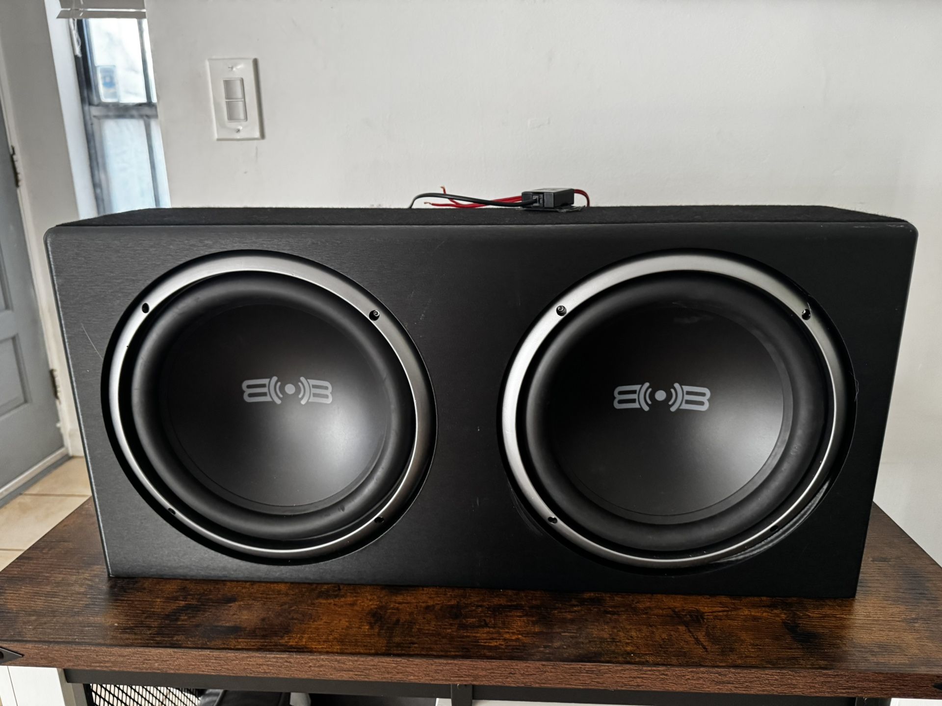 Car subwoofer BELVA 1200W Dual 12” with Ported Enclosure, Monoblock Amplifier