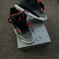 Jordan 4 Infrared