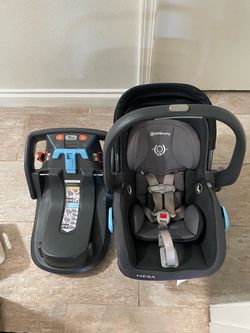 UPPAbaby Mesa Infant Car Seat with Base