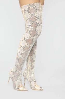 fashion nova boots