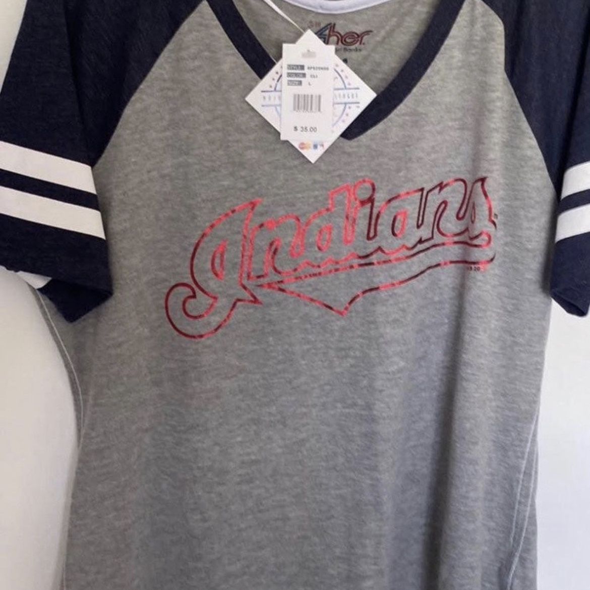 Cleveland Indians Baseball Jersey for Sale in Obetz, OH - OfferUp