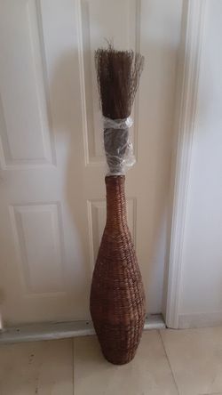 Wicker stand