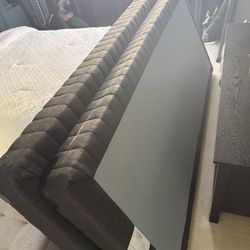 Cal king box spring - Airloom Brand