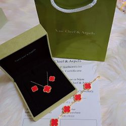 Vna  Cleef  Set  Gift  For Valentine's Day 🎁 
