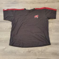 VTG Adidas Tampa Bay Buccaneers Striped Stitched Logo T Shirt Mens Size XL