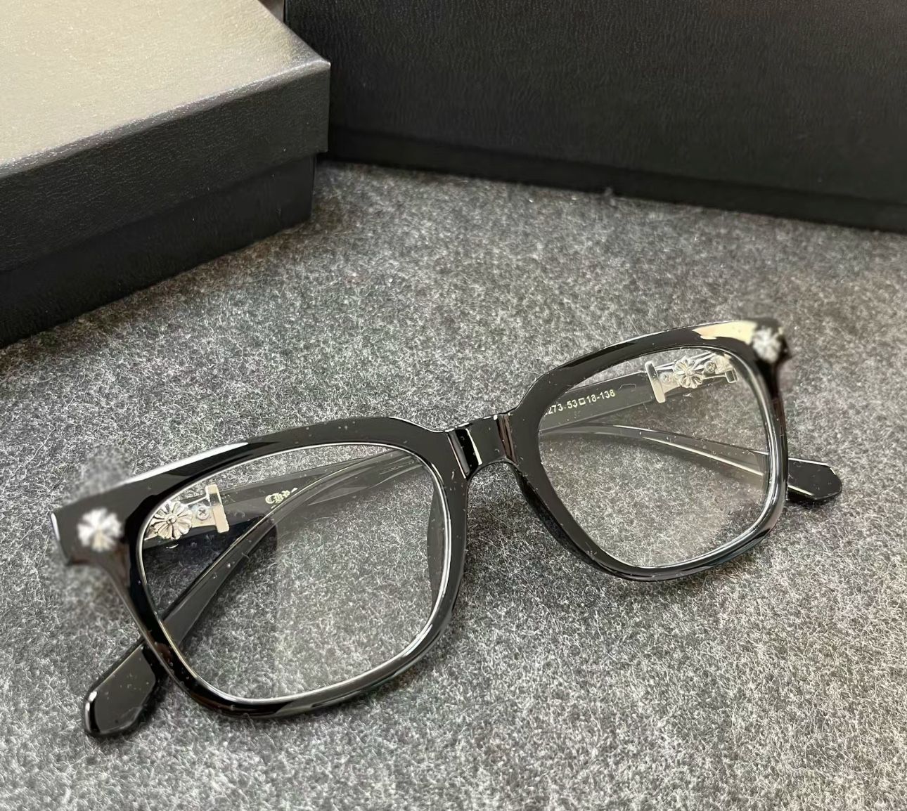 Black & Silver CHROME HEART GLASSES