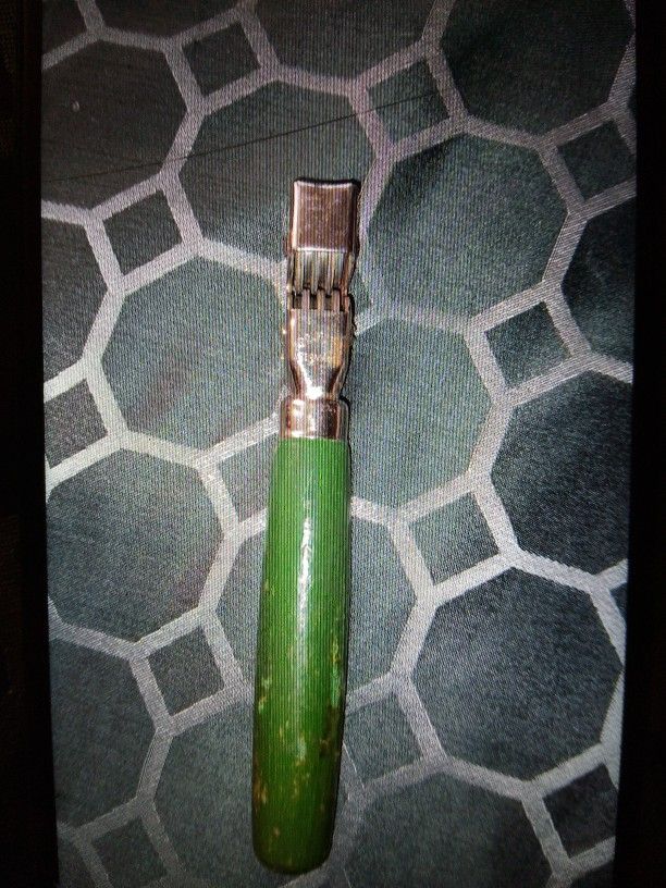 Old Knife Sharpener