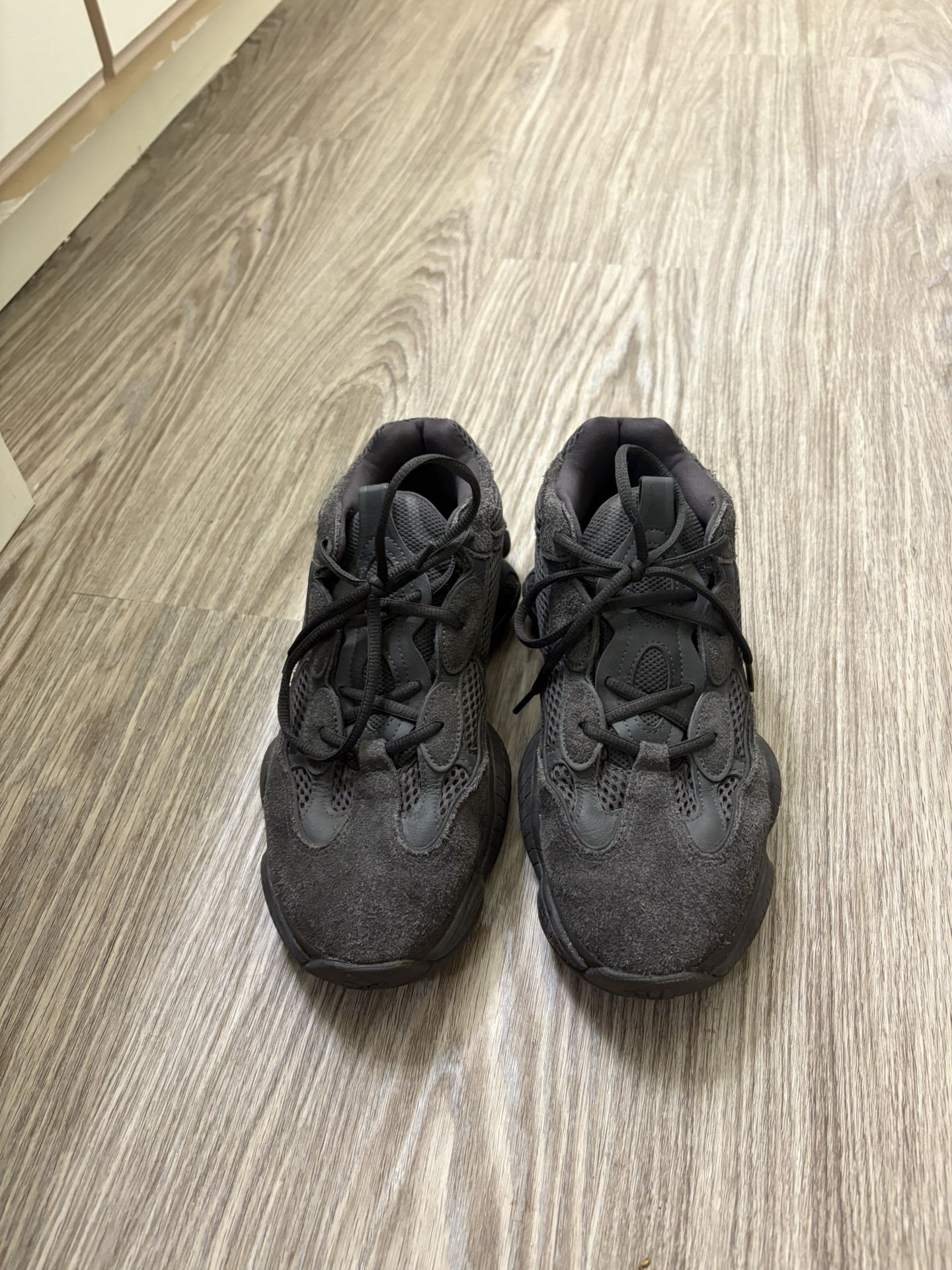 Adidas Yeezy 500 Size 10