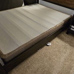 Ashley Wesling Queen Bed Frame And Box Spring