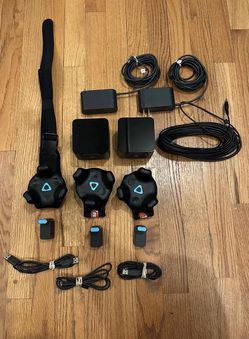 HTC Vive 3.0 Tracker Kit with Valve 2.0 Base Stations and Rebuff Reality Straps