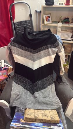 By & By XXL women’s sweater