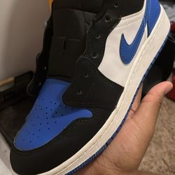 Air Jordan 1 Royal Blue Alternate