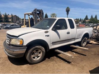 2001 Ford f150 v6 ***for parts only***