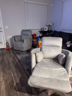 Set of 2 Gray Fabric Recliners