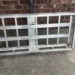 Small utility carriage