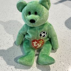 Rare Ty Beanie Baby - 1998 Kicks - The Soccer Bear - with Tag Errors 98/99