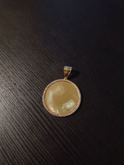 10K PICTURE PENDANT 🔥
