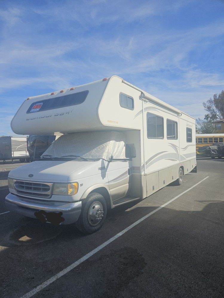 RV Motorhome 