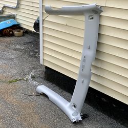 Front headliner assembly for 2020 Tesla Model Y