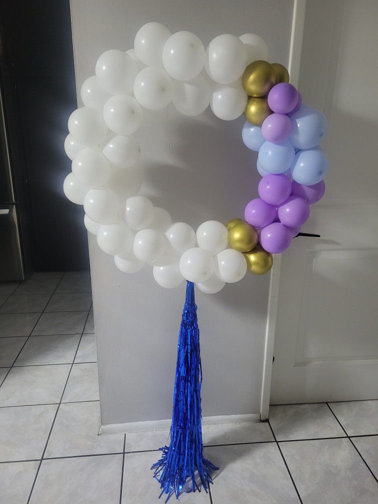 Mini Balloon Arch